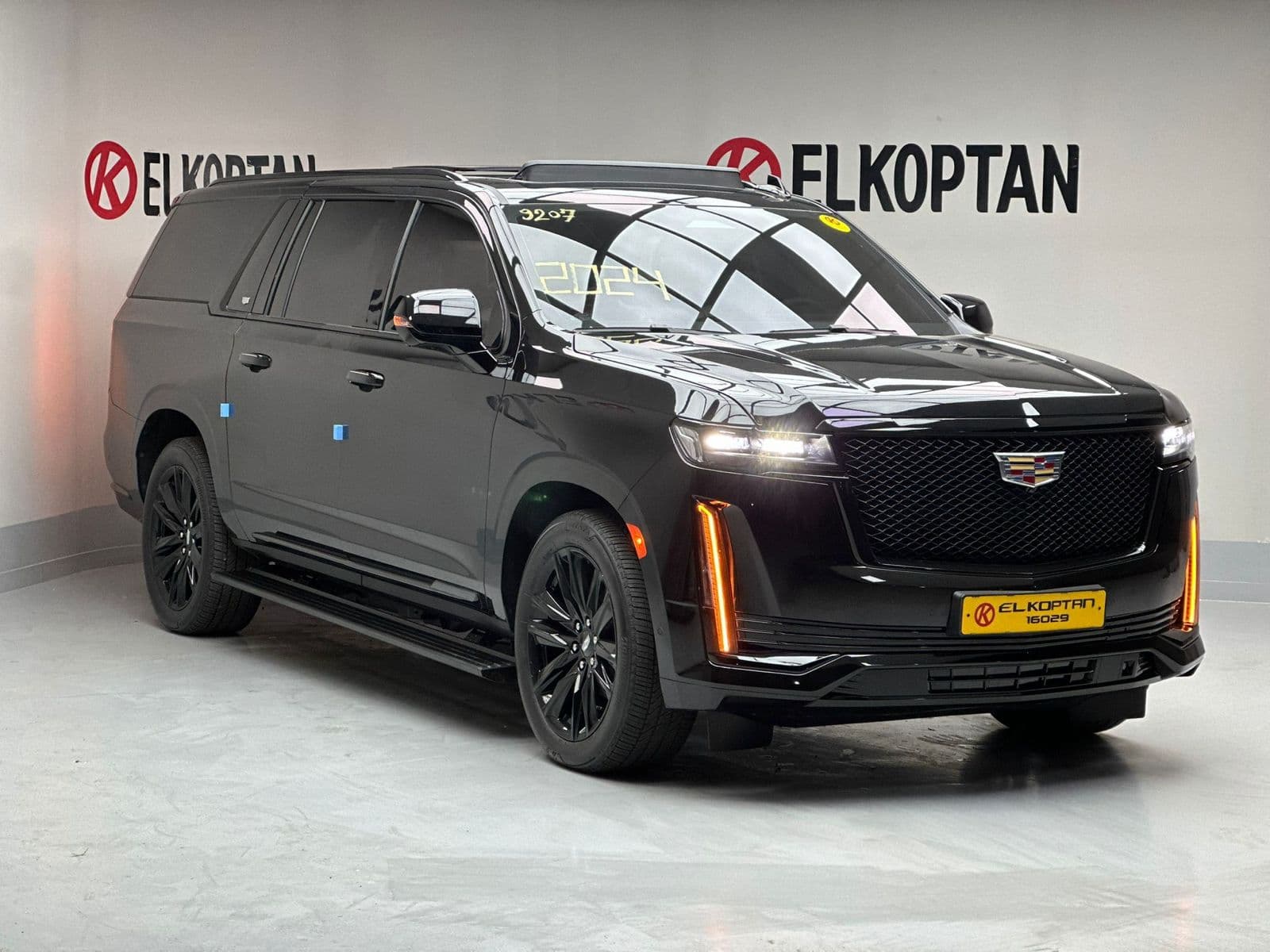 Cadillac Escalade-V